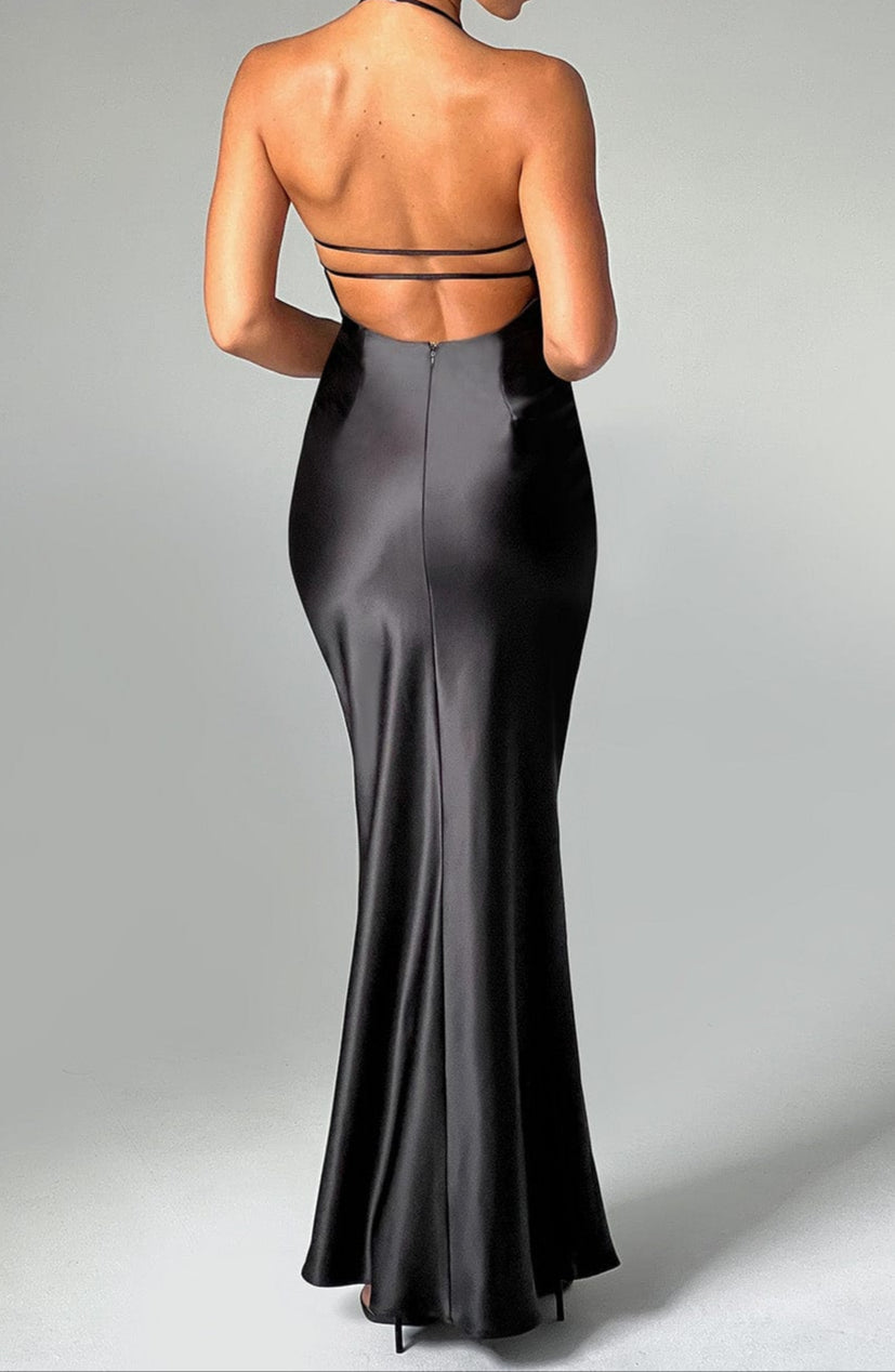 Magenta Maxi Dress – Black