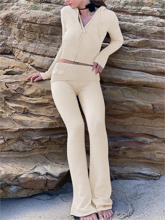 Vintage knit two-piece suit with zip and hood