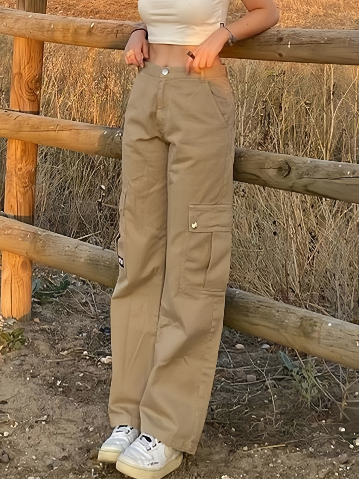 Classic Vintage Brown Cargo Jeans with Pocket