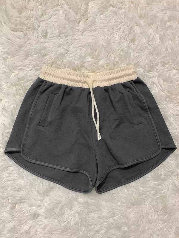 Dark Retro Contrast Shorts