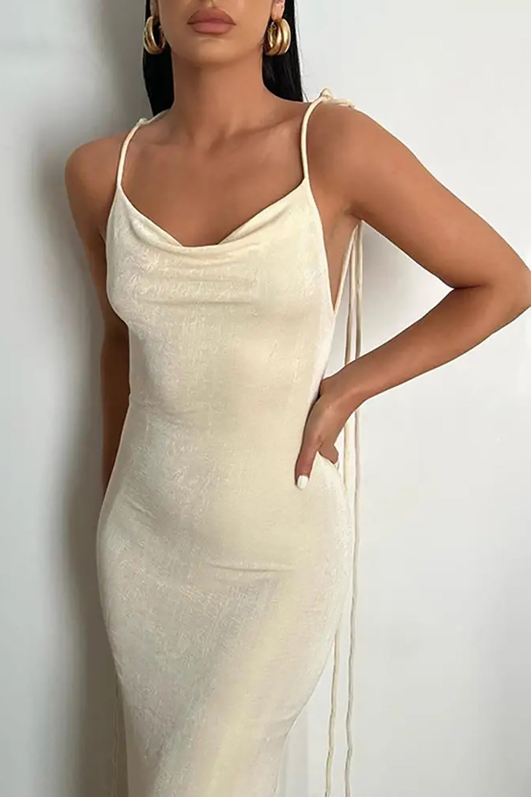 Backless Round Neck Maxi Dress