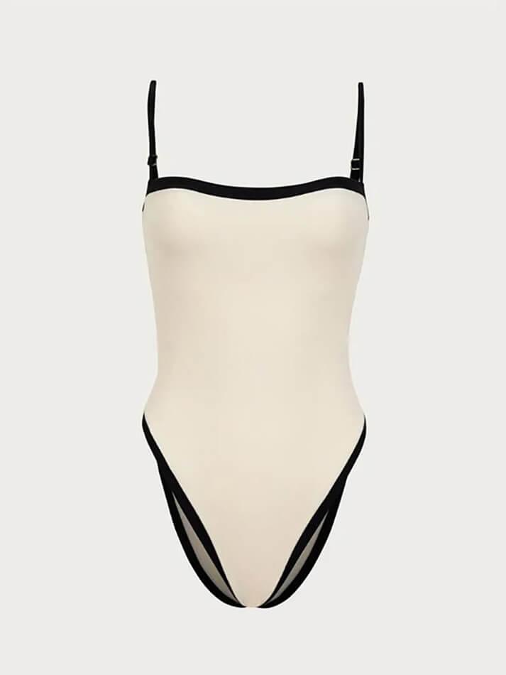 Classic swimsuit in contrasting color