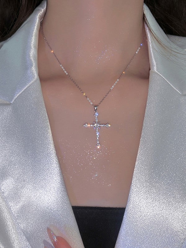 Vintage cross pendant necklace with rhinestones