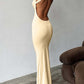 Vintage maxi dress with slim fit and accentuated back