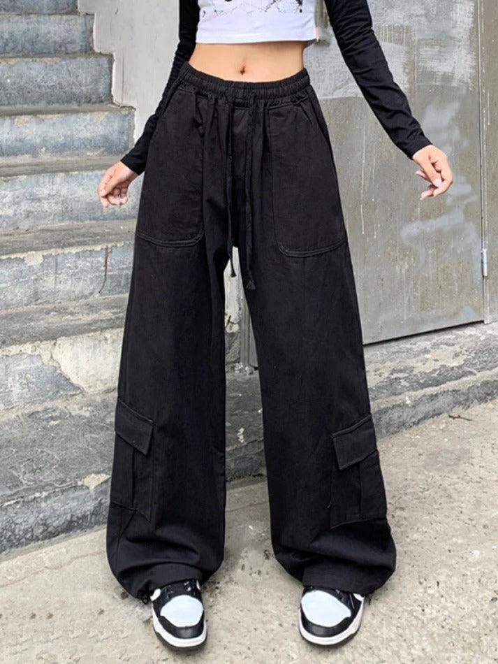 Vintage baggy cargo pants with drawstring and large pockets