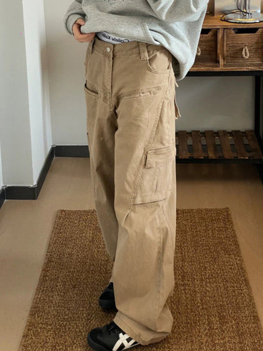 Khaki vintage cargo pants with pockets