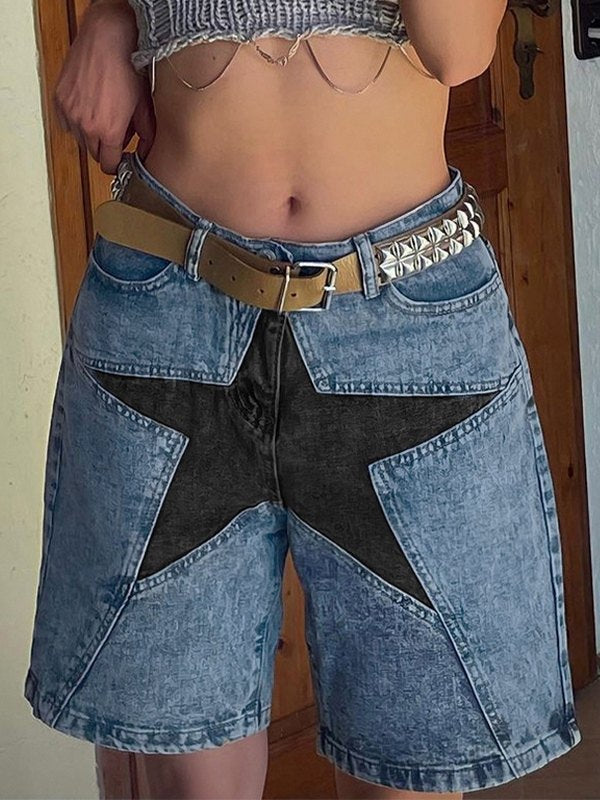 Skinny denim shorts with a five-pointed star