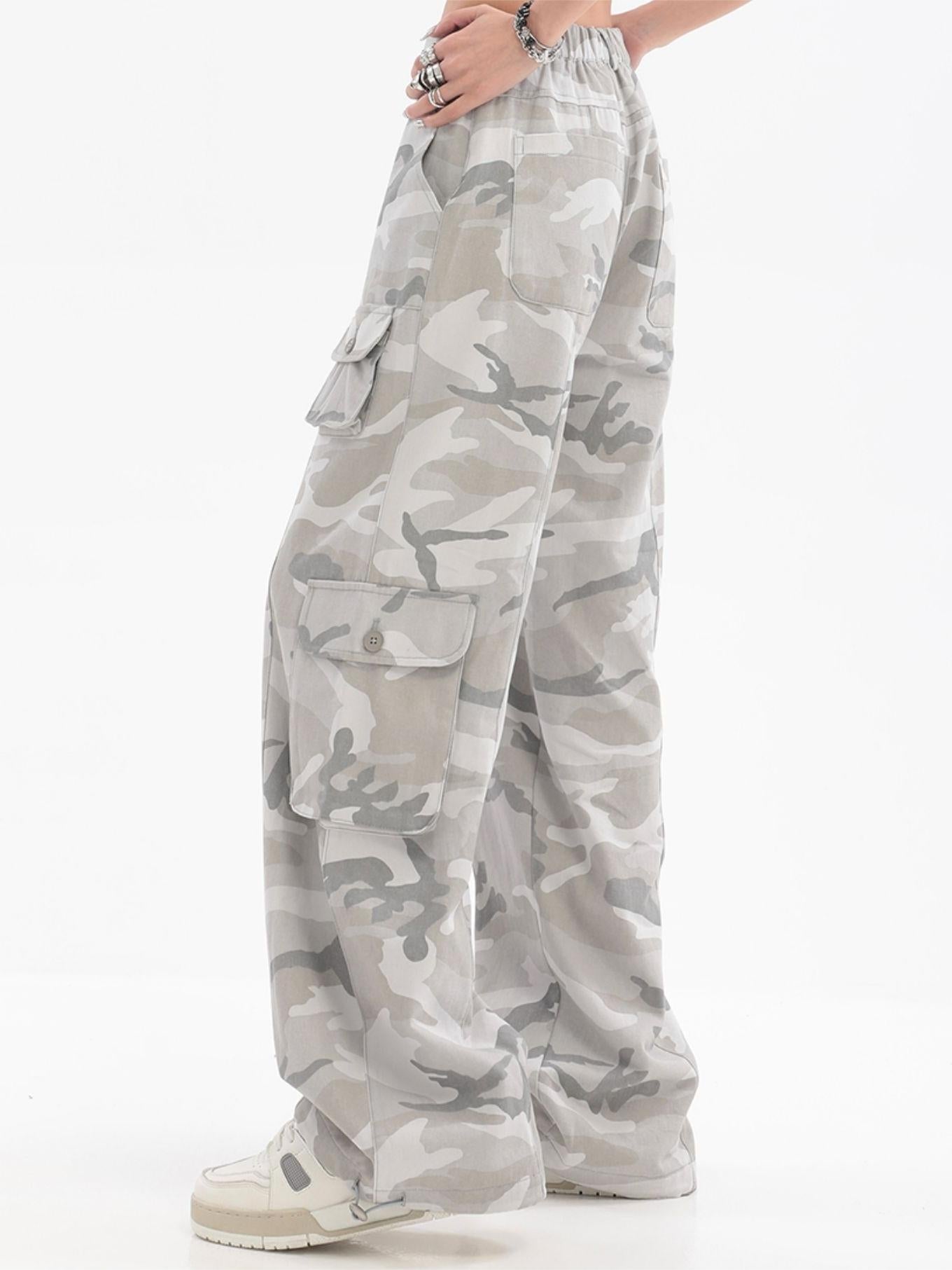 Gray vintage camo baggy cargo jeans